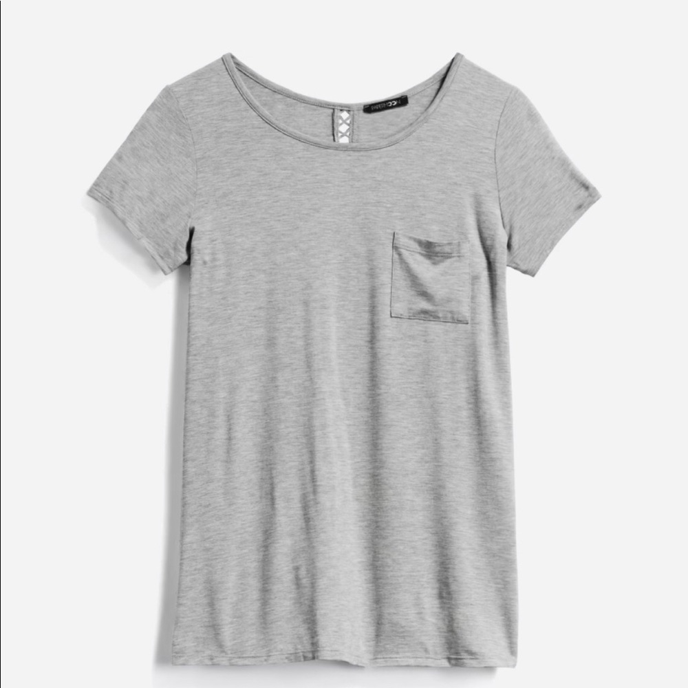 Comfy grey tshirt from paper moon / stitch fix front pocket w unique back detail